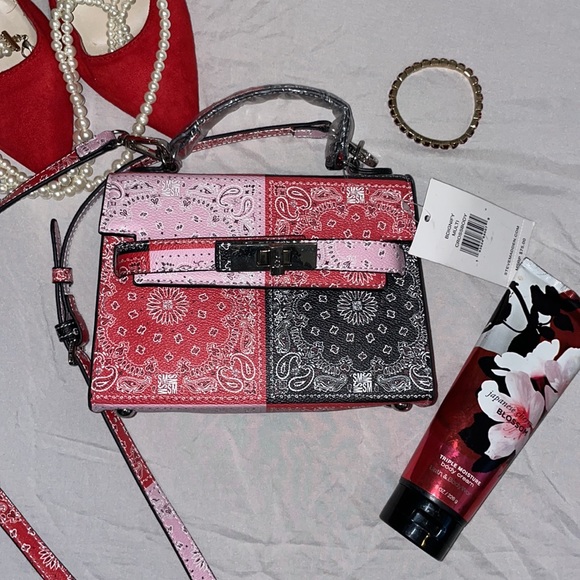 🔥💄Steve Madden Bandana Multi Crossbody Bag💄🔥 - Picture 4 of 6